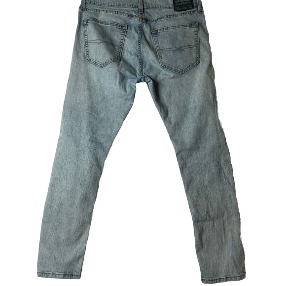 Signature Levi Strauss Men’s 36x32 Light wash Straight Cut Casual Normcore - Picture 11 of 12